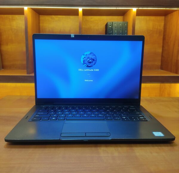 Dell Latitude 5300 2-in-1, i7-8th Gen, RAM 16GB, ROM 512 SSD