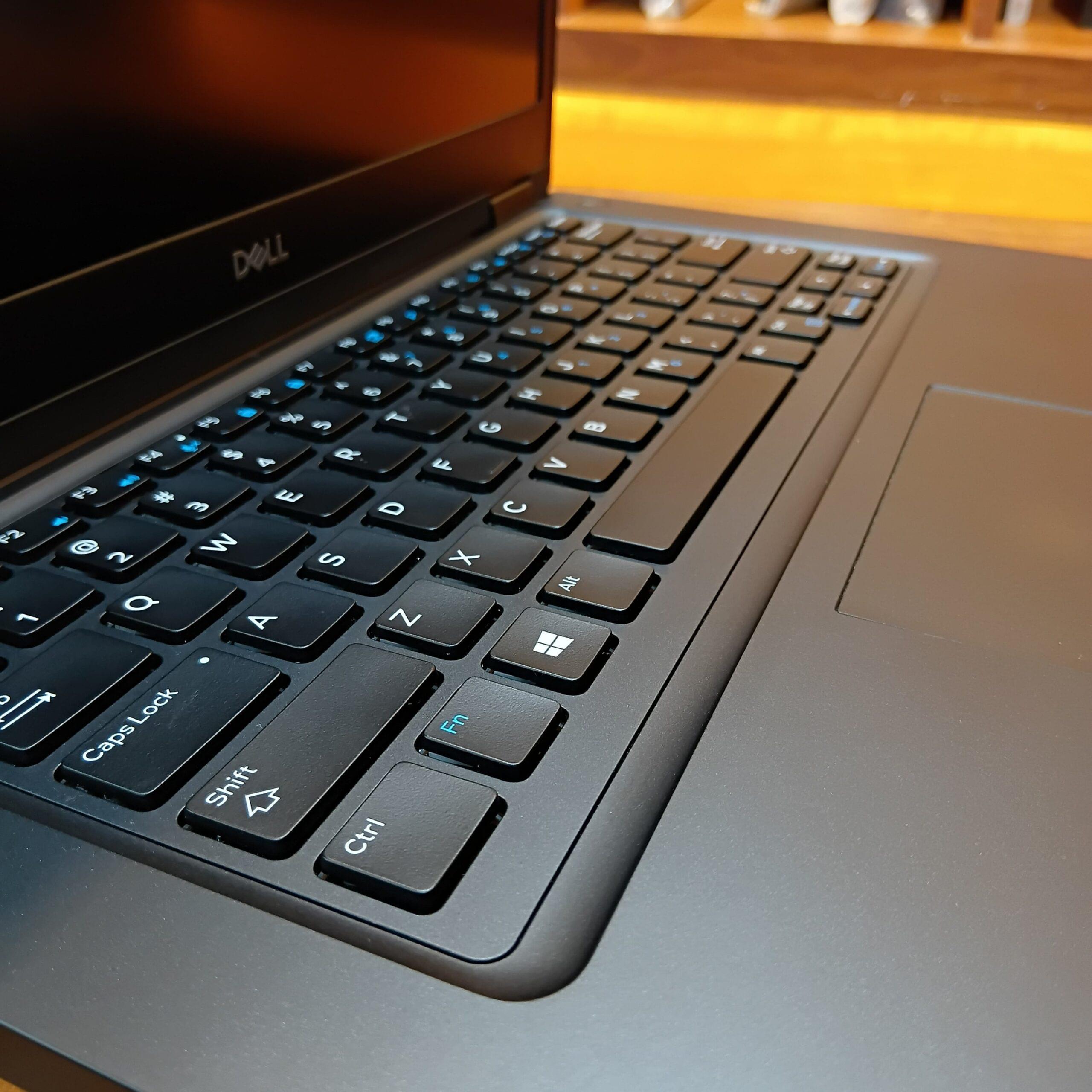 Dell Latitude E5490 - 8th Gen i5, 8GB RAM, 256GB SSD Refurbished - Image 3