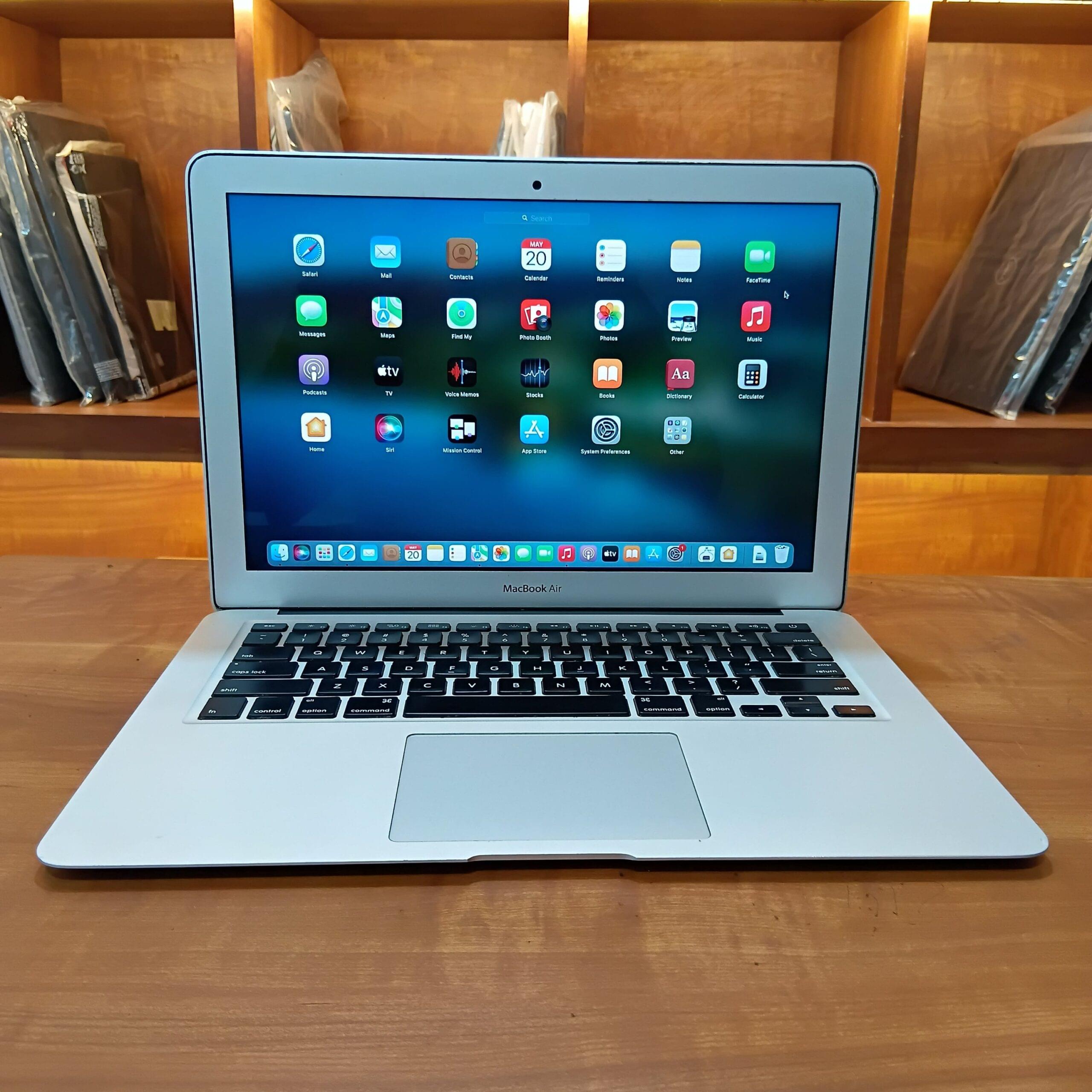Apple MacBook Air A1466 i5 8GB RAM 256GB SSD with 1-Year Warranty